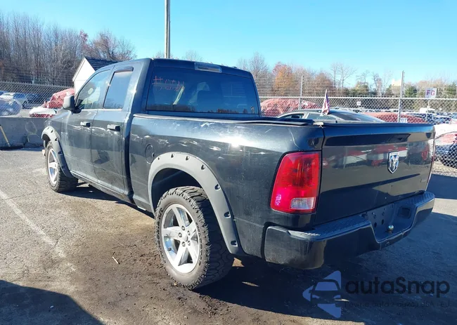 1D3HB18P79S765753: 43070094