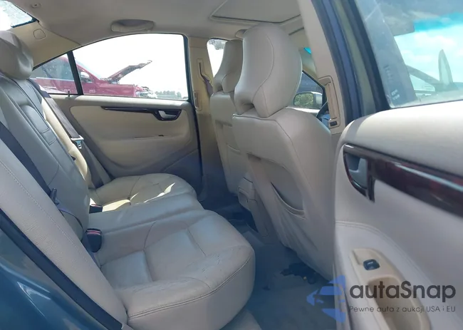 YV1RS59V842327683: 43070100