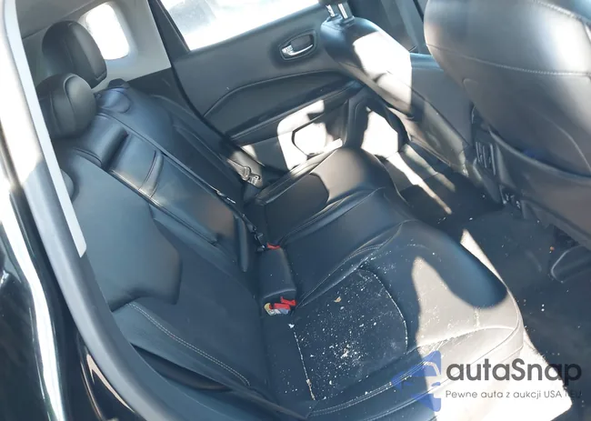 3C4NJCBB1JT304638: 43071285