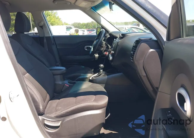 KNDJN2A23F7152016: 43071516