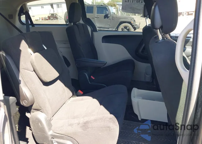 2C4RDGCG0FR518184: 43071712