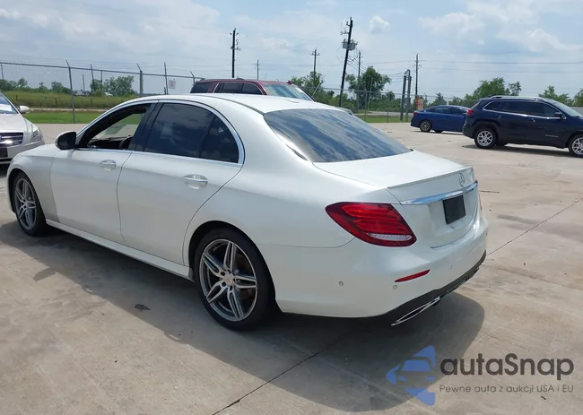 WDDZF4JB9HA152738: 43070792