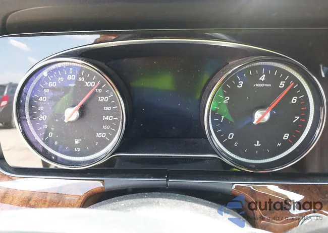 WDDZF4JB9HA152738: 43070792