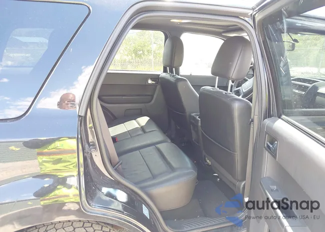 1FMCU9EG4BKB22178: 43070838