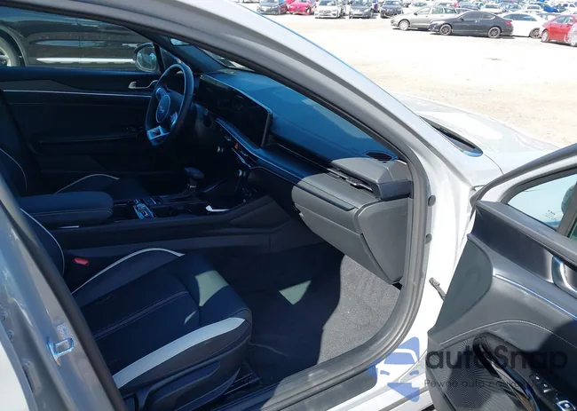 KNAG64J71S5313352: 43070961