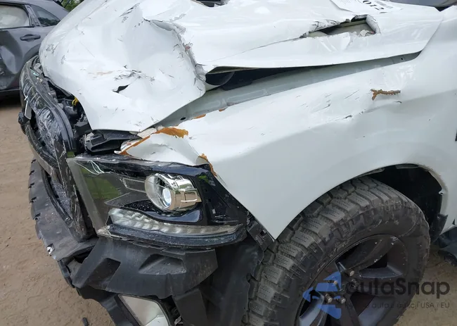 1C6RR7MT7JS116786: 43071012