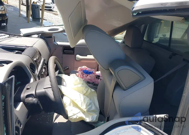 1FTRF12W05NB21487: 43071067