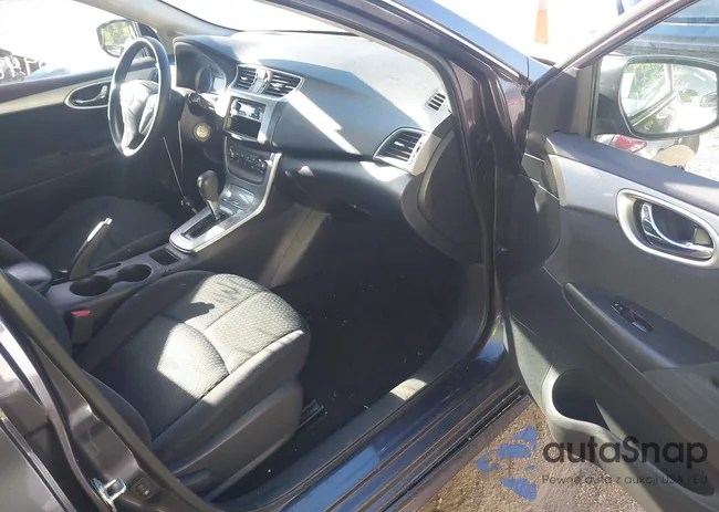 3N1AB7AP7EY273164: 43072244