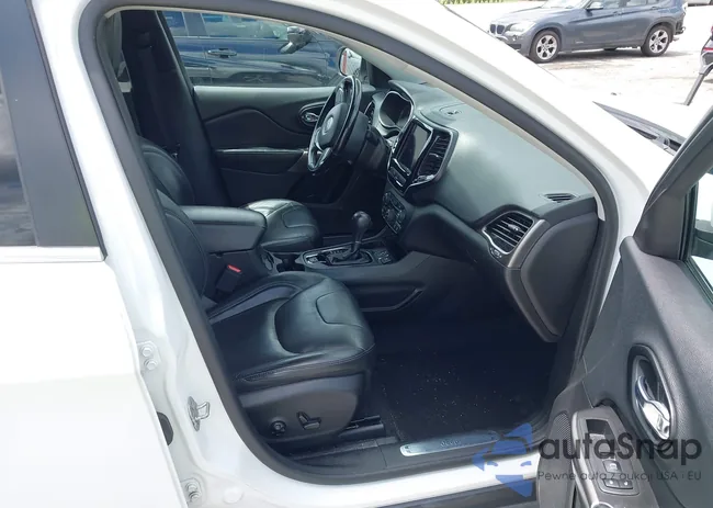 1C4PJLDB2LD653872: 43072296