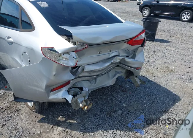 3FADP4BJ6KM102354: 43072304