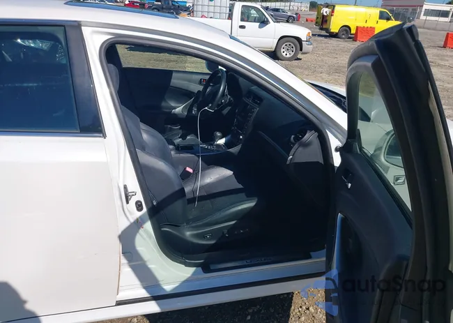 JTHBF5C22C5169105: 43072680