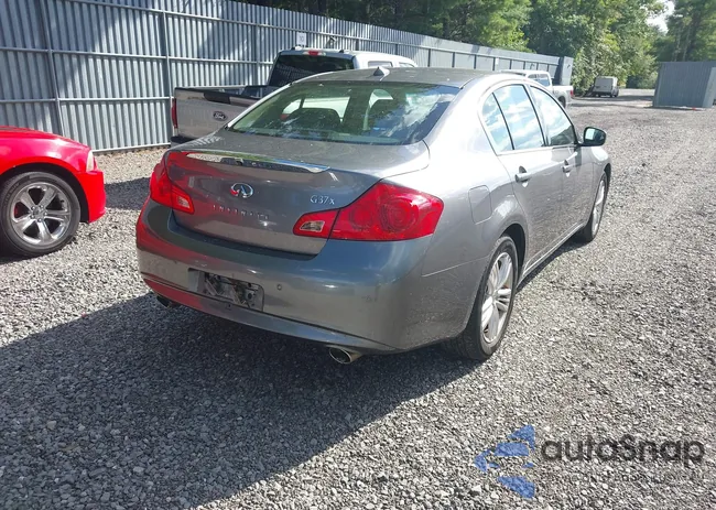 JN1CV6AR9DM357838: 43071770