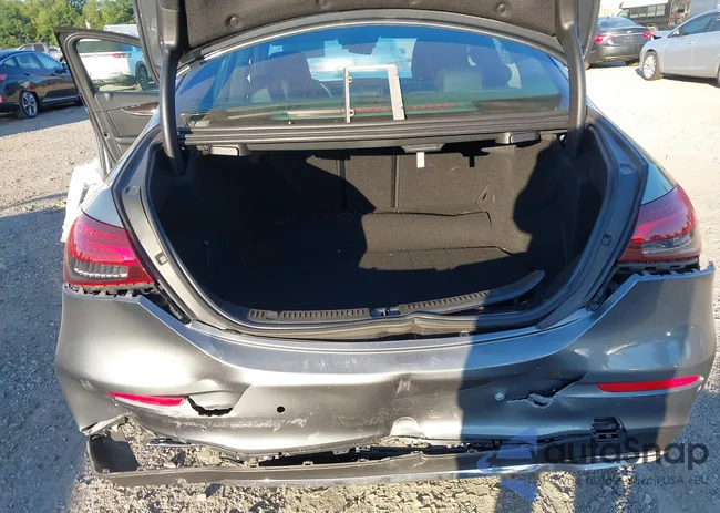 W1KZF8EB5MA975081: 43071856