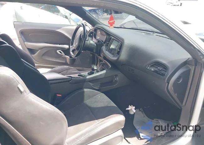 2C3CDZBT8KH618439: 43072101