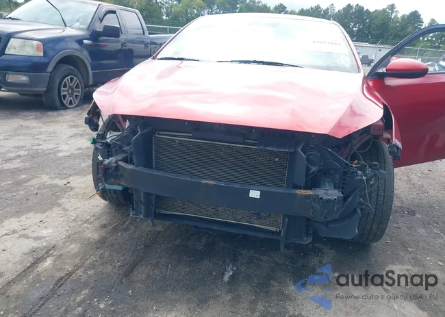 3KPF24AD2ME332242: 43073162