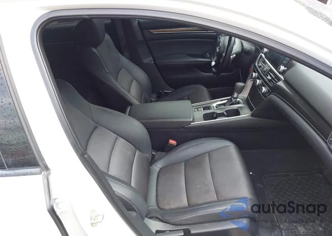 1HGCV1F31KA049535: 43073268