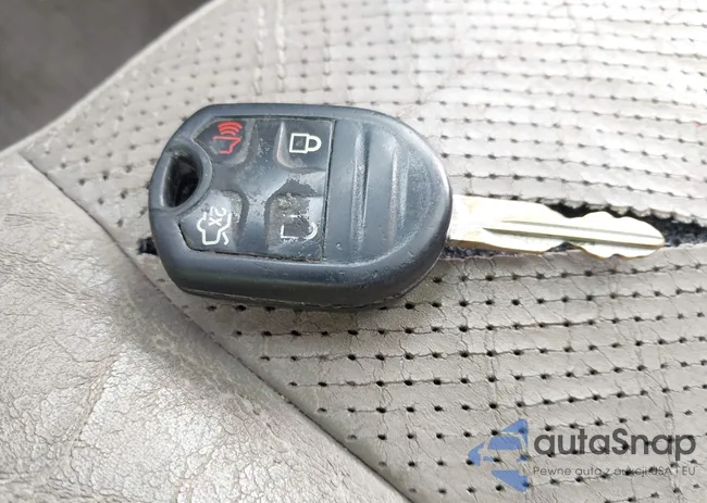 1FMJU2A56CEF04487: 43073732