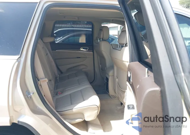 1C4RJECG7EC221823: 43072866