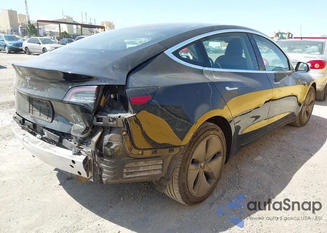 5YJ3E1EB2LF710425: 43072960