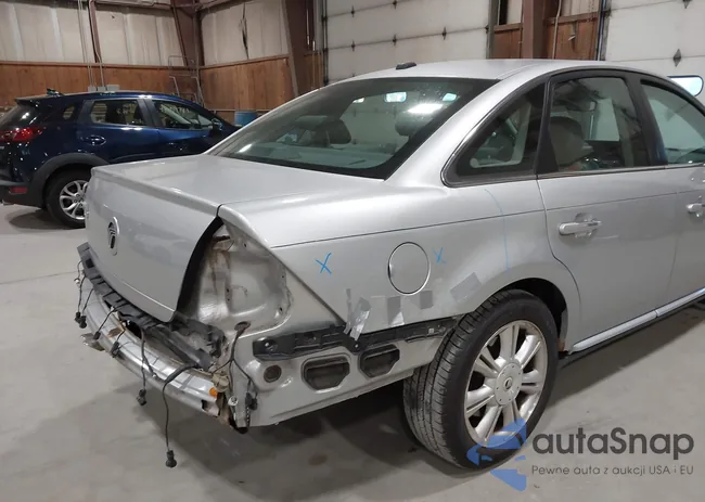 1MEHM42W29G628063: 43073051