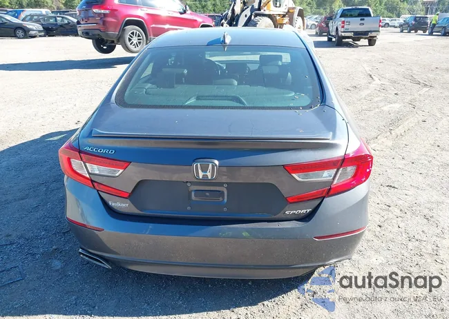 1HGCV1F33KA018593: 43074178