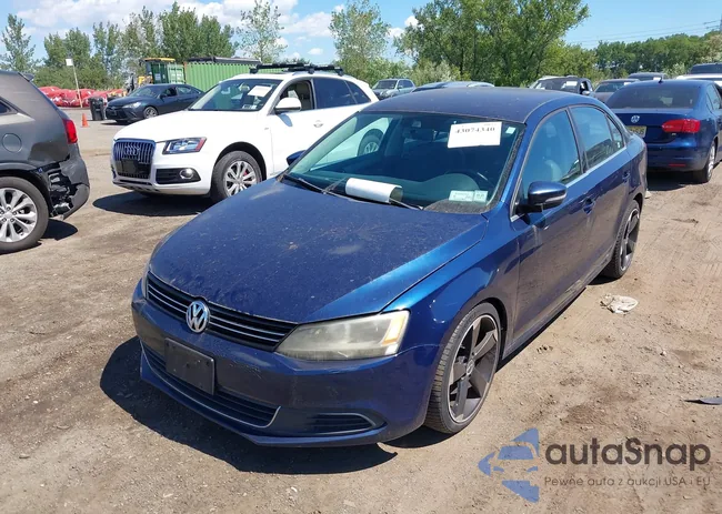 3VWDP7AJ6DM369880: 43074340