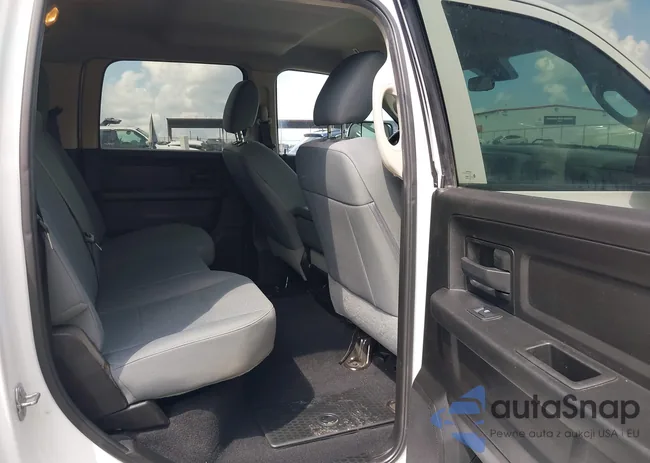 3C6UR4CL4JG424449: 43074352