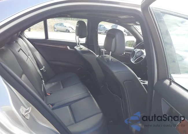 WDDGF8AB5DR267072: 43074490