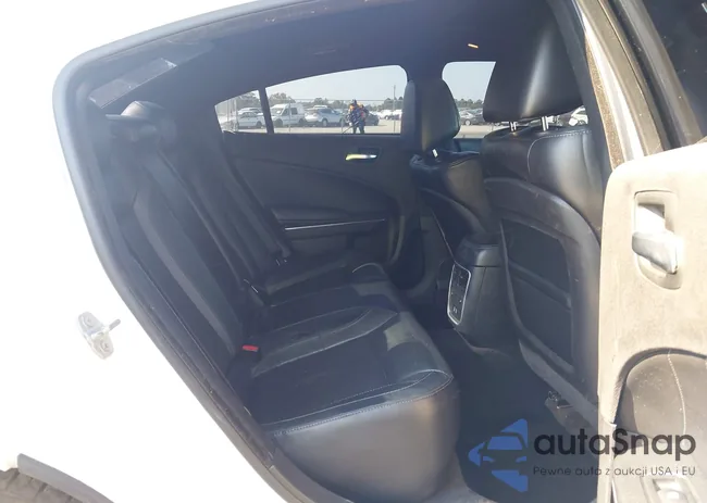 2C3CDXCT8FH729808: 43074550