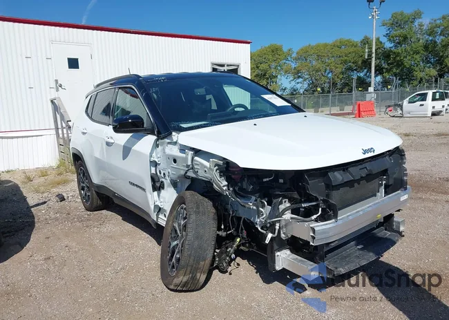 3C4NJDCN5ST552388: 43073811