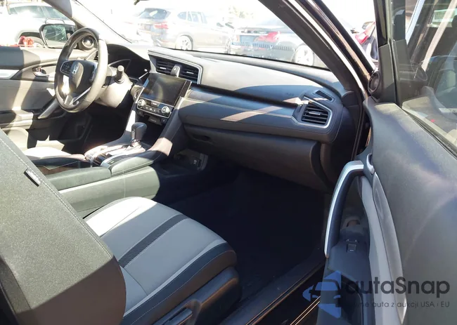 2HGFC3B38JH357659: 43074068