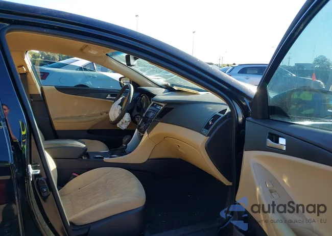 5NPEB4AC2DH643880: 43074127