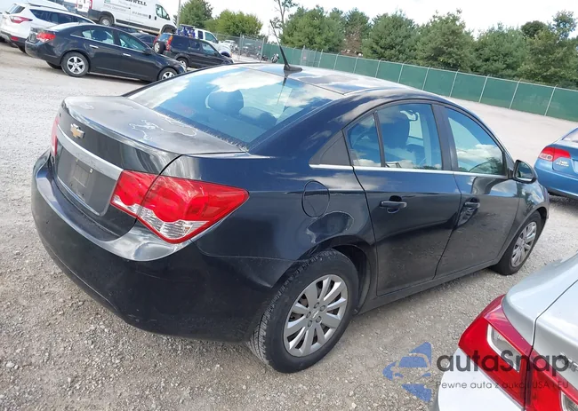 1G1PC5SH4B7176087: 43075155