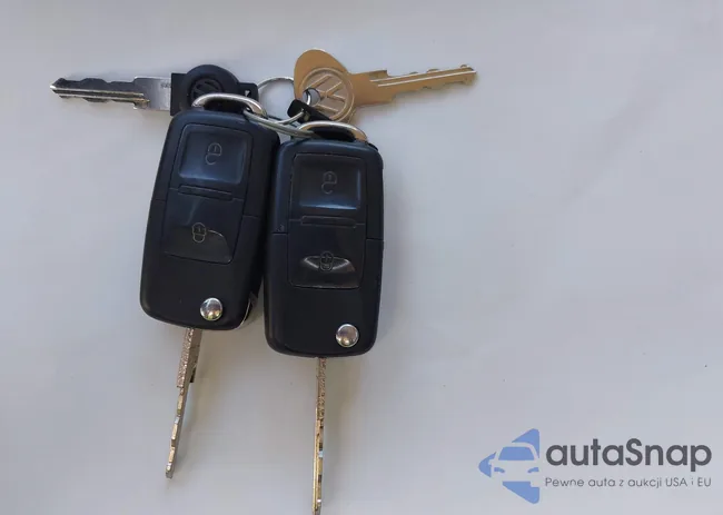 WV2MB47002H011580: 43075185