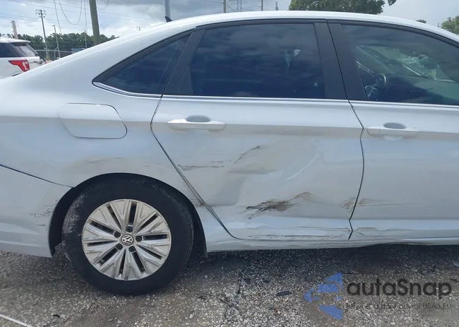 3VWC57BU5KM117254: 43075271