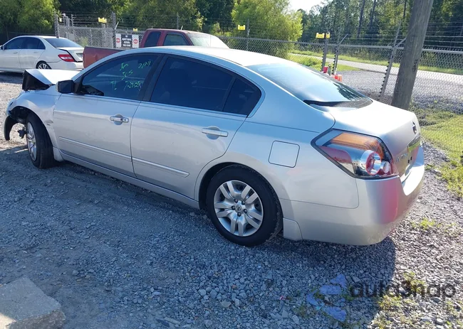 1N4AL2AP2CN526016: 43075614