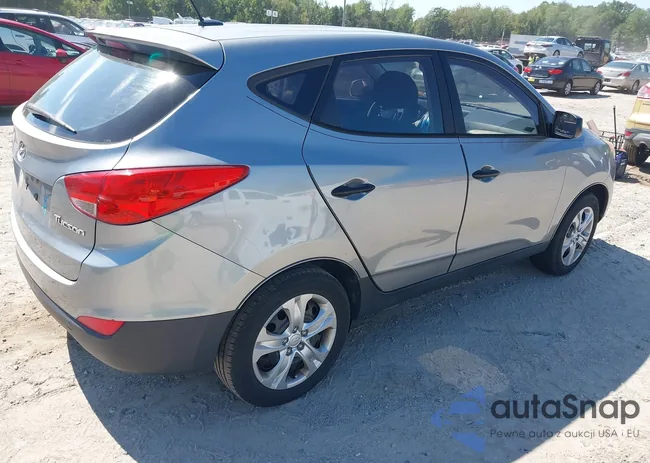 KM8JT3AB3BU225081: 43075654