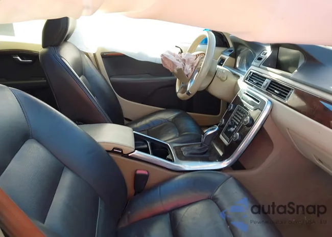 YV4902BZ1E1179632: 43075698