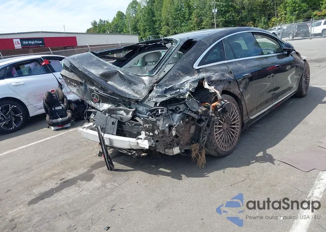 W1KCG2DB5PA033666: 43074968