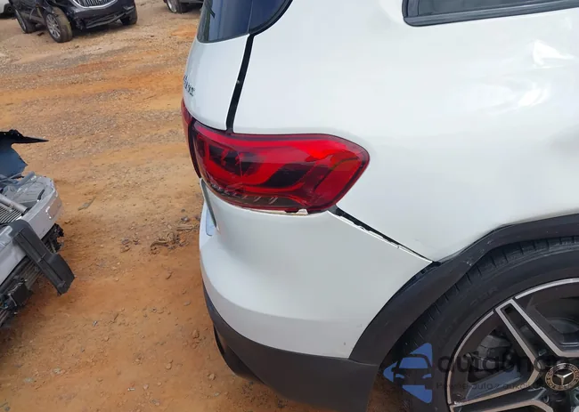 W1N4M4HBXMW136960: 43075027