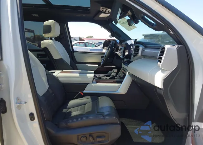 7SVAAABAXPX01370: 43075053