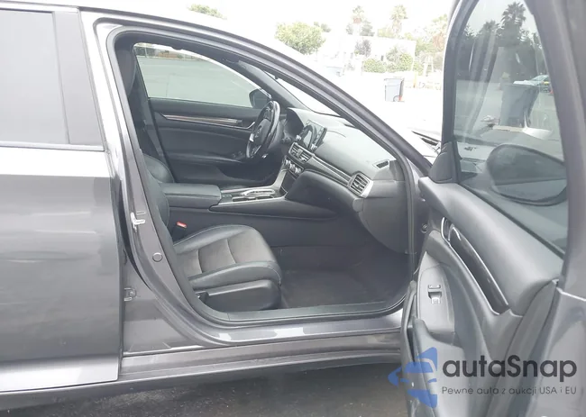 1HGCV2F32JA035664: 43076177