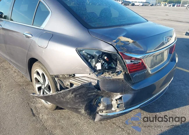 1HGCR2F74GA049338: 43076300