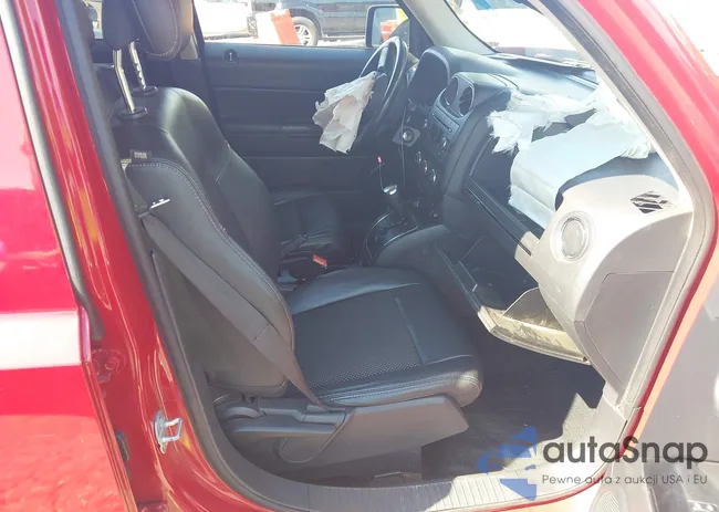 1C4NJPBA2HD166574: 43076559