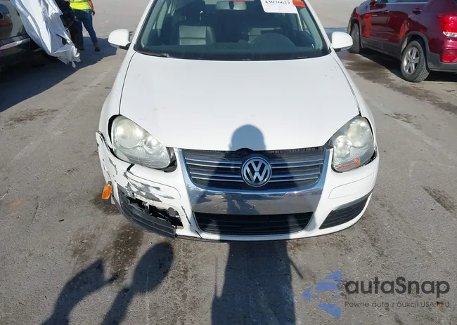 3VWRZ7AJ5AM071106: 43076622