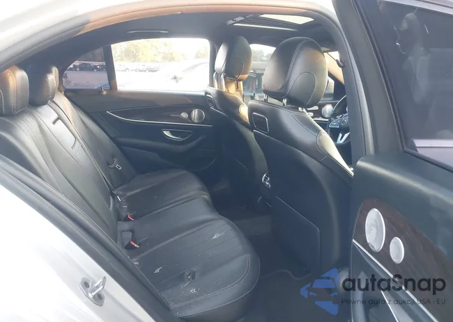 WDDZF4JB3KA674174: 43076654