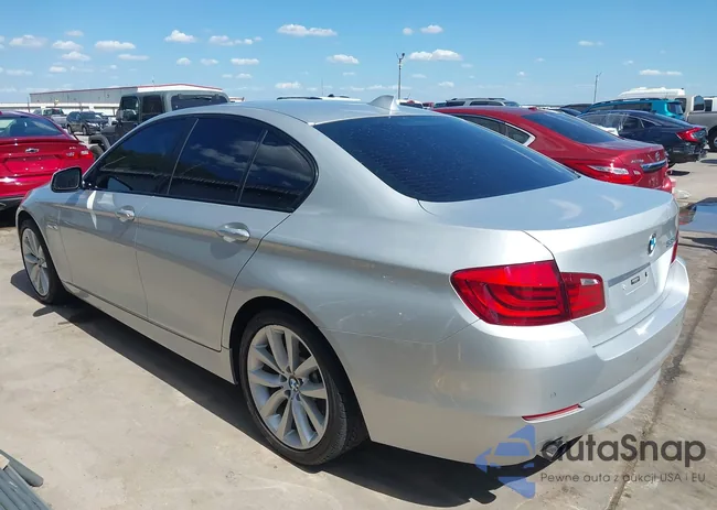 WBAFR7C58CC809682: 43076750