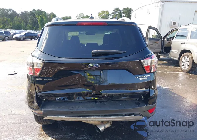 1FMCU9J95JUD12131: 43075771