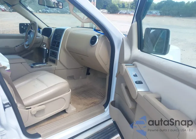 4M2EU47E67UJ07165: 43076012