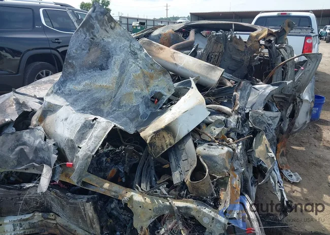 3FA6P0H97GR156772: 43076084